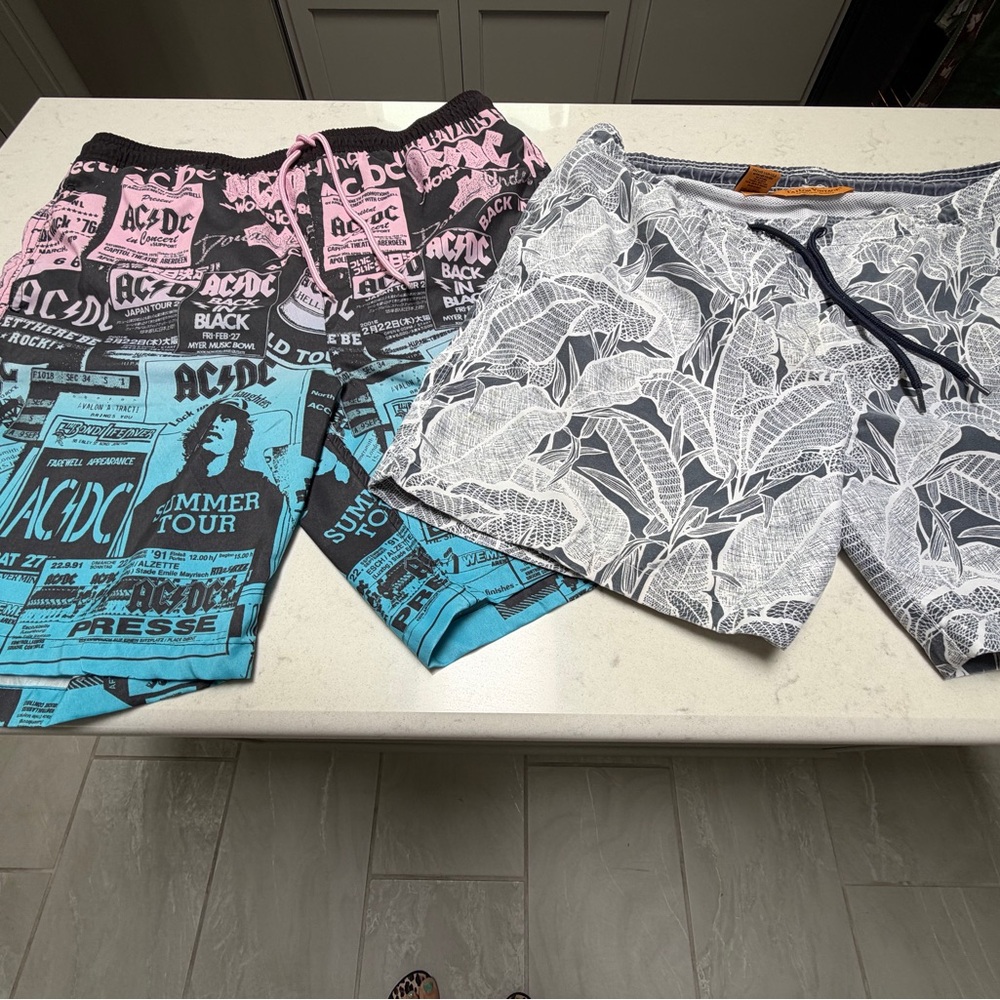 Men’s  swim trunks Large  Lot of 2 AC/DC & Hawaii Style